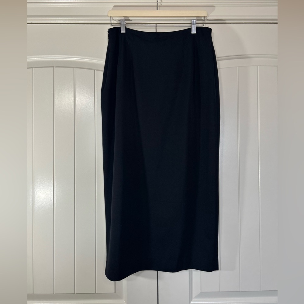 Talbots Fully Lined Black Midi Skirt. Size 14. #Career #professional #minimalist - Picture 3 of 7